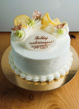 Joghurtos torta választható gyümölcsös ízben